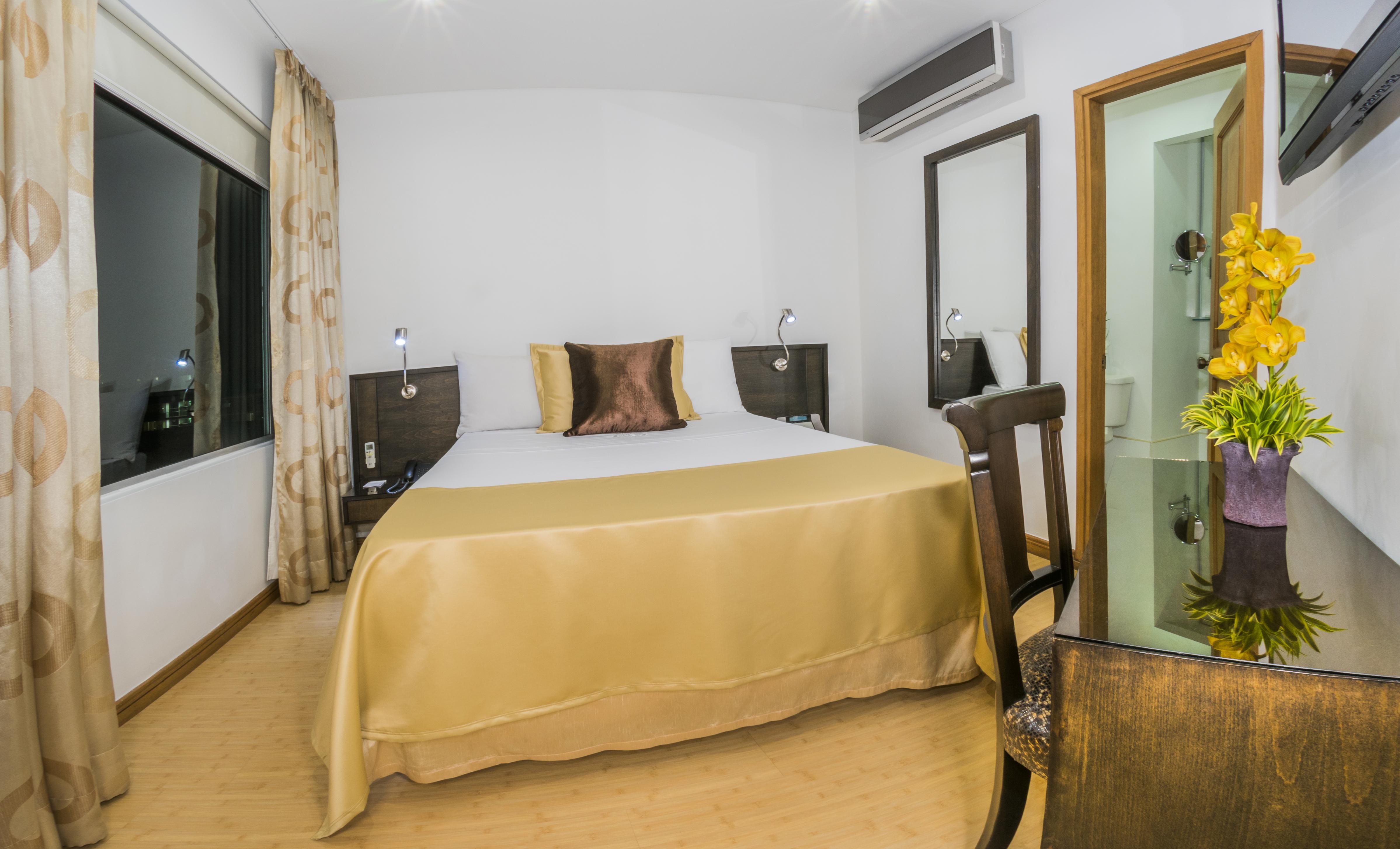 Hotel Egina เมเดยิน ภายนอก รูปภาพ