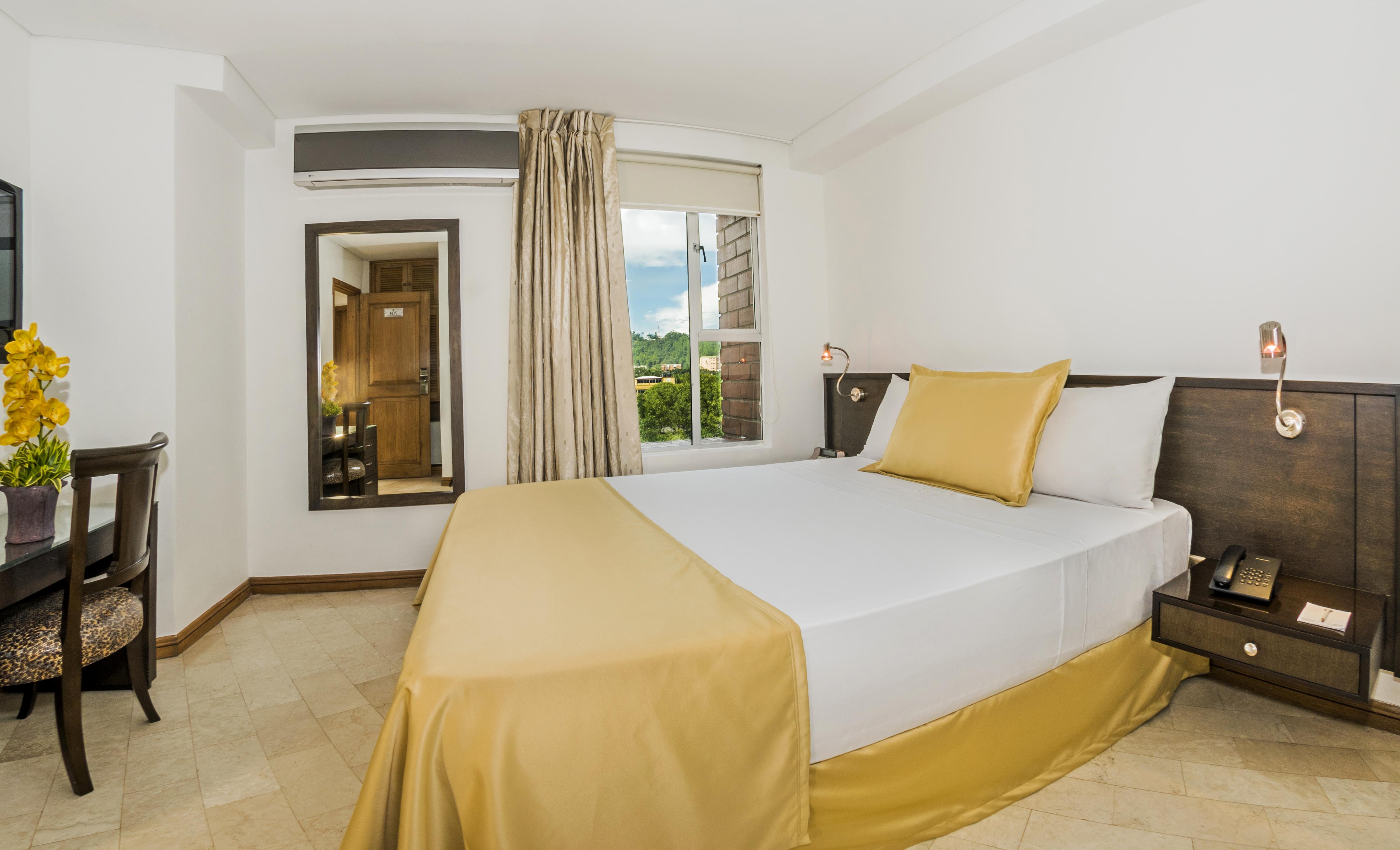 Hotel Egina เมเดยิน ภายนอก รูปภาพ