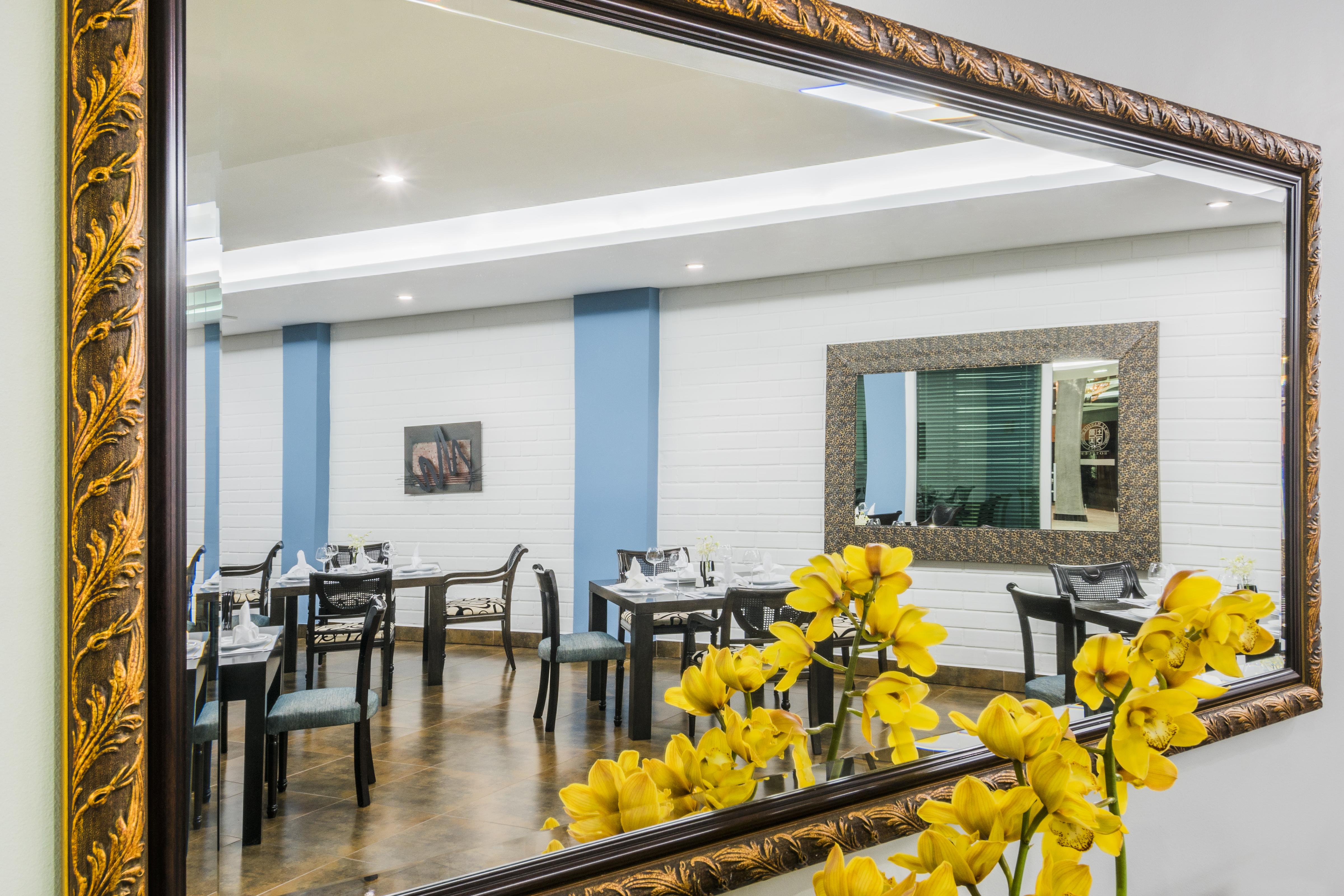 Hotel Egina เมเดยิน ภายนอก รูปภาพ
