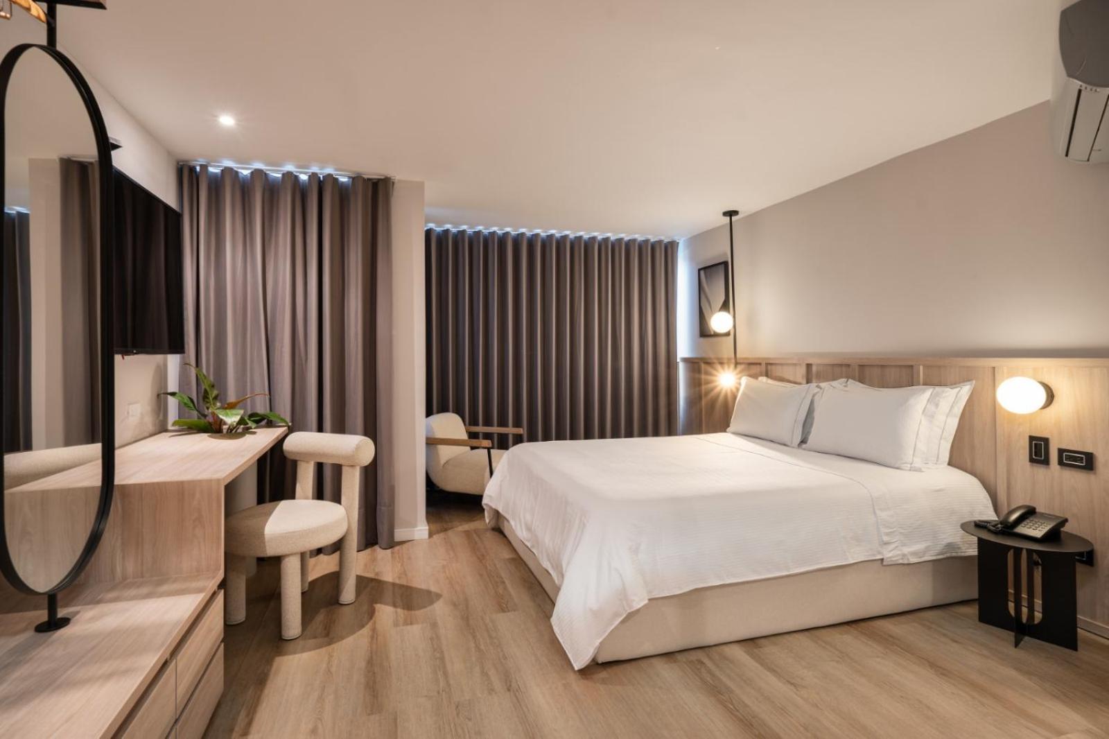 Hotel Egina เมเดยิน ภายนอก รูปภาพ